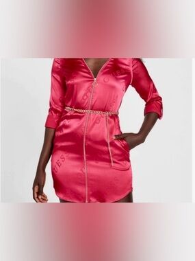 👗NWT GUESS XL Dragonfruit Zip-Front Dress with Gold Chain MSRP $70